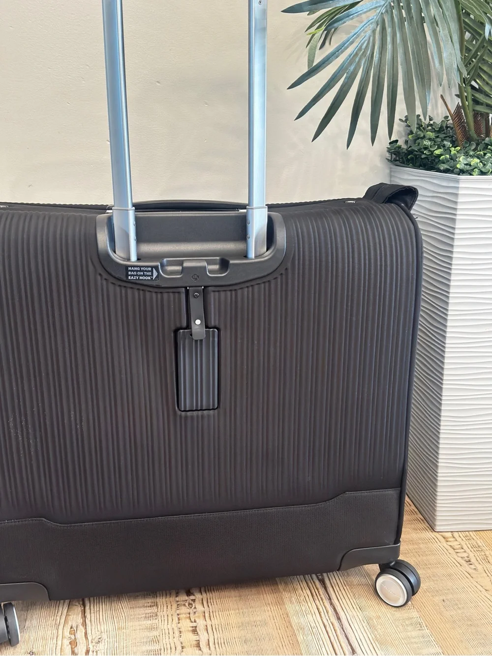 Samsonite Silhouette 18 22